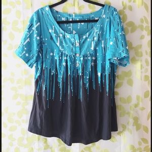 Ladies tshirt, size 2XL